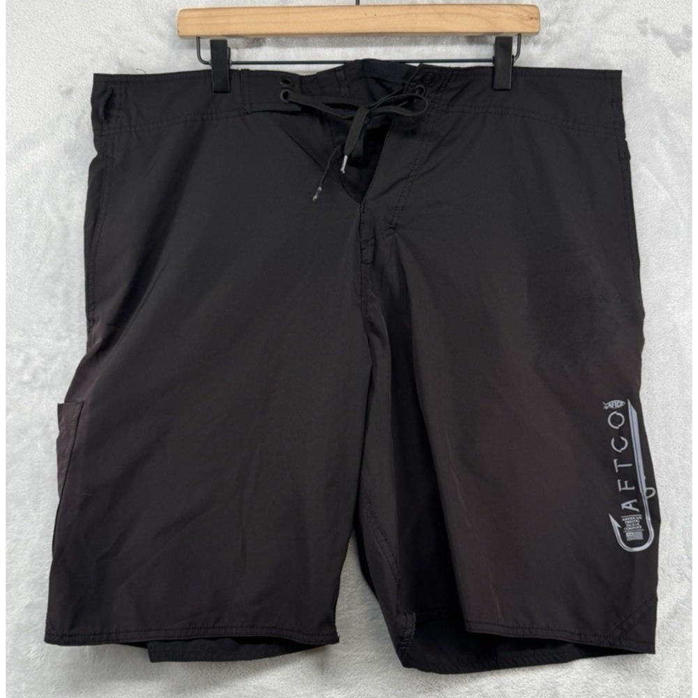 AFTCO Fishing Board Shorts Black 10" Inseam Men's Size 38 READ